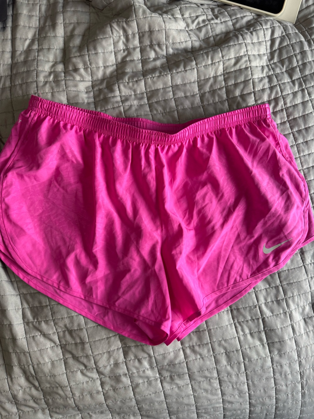 Nike Dri-FIT Pink Running Shorts Built In Liner Women’s XL NWT